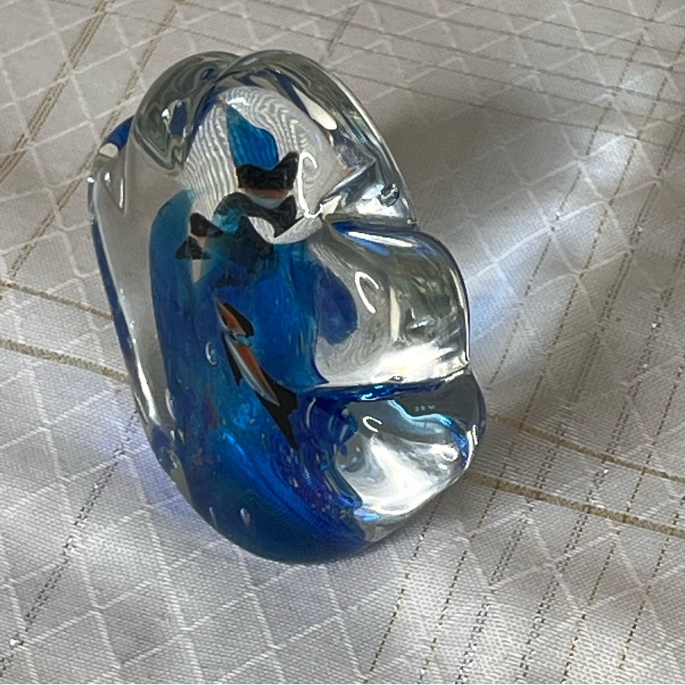 MCM Vintage Glass Paperweight Shell Shaped Fish Aquarium blue - Picture 4 of 6